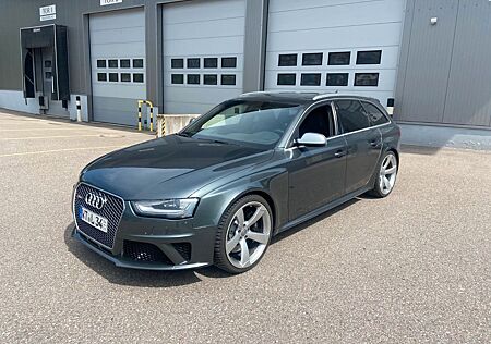 Audi RS4 4.2 FSI S tronic quattro Avant