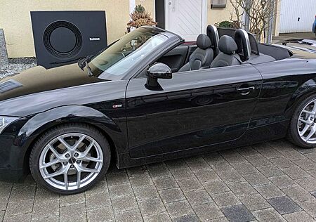 Audi TT 2.0 TFSI Cabrio S-Line Vollleder