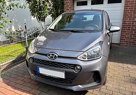 Hyundai i10 1.0 AUTOMATIK mit wenig km