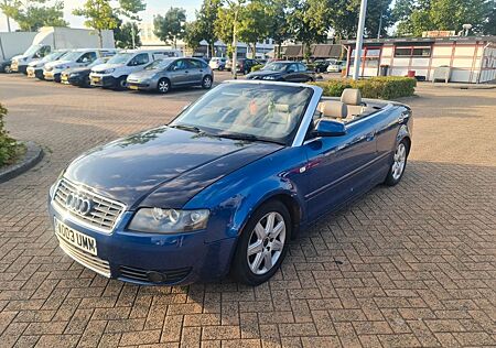 Audi A4 2.5TDI Cabriolet -