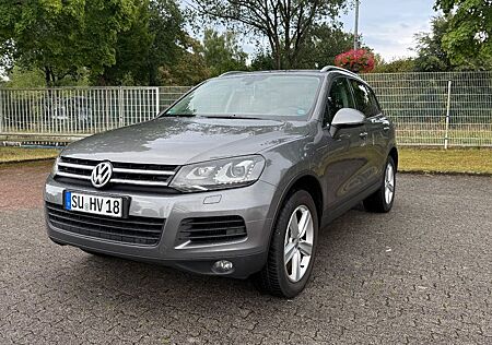 VW Touareg Volkswagen 3.0 V6 TDI Tiptronic BlueMotion Tech...