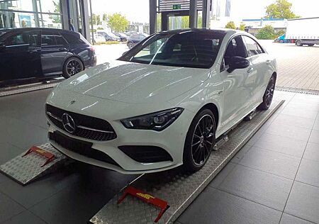 Mercedes-Benz CLA 250 e AMG/PANO/BURMESTER/AMBI/19"/NIGHT/DAB