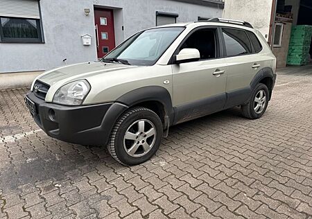 Hyundai Tucson 2.0 CRDi VGT GLS 2WD*Leder*2.Hand*