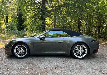 Porsche 992 Carrera Cabriolet Carrera