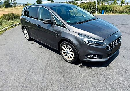 Ford S-Max 2,0 TDCi AHK/Navi/TOP Zustand