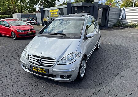 Mercedes-Benz A 200 A -Klasse Leder Navi Pano PDC