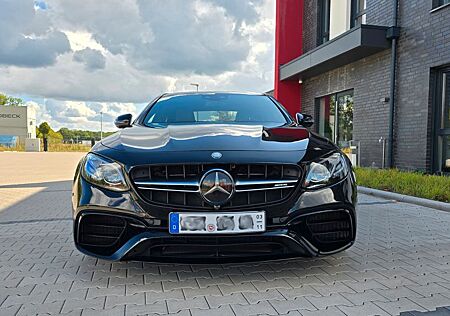 Mercedes-Benz E 63 AMG E 63 S 4MATIC+ MB100 Garantie HUD Standh Massage