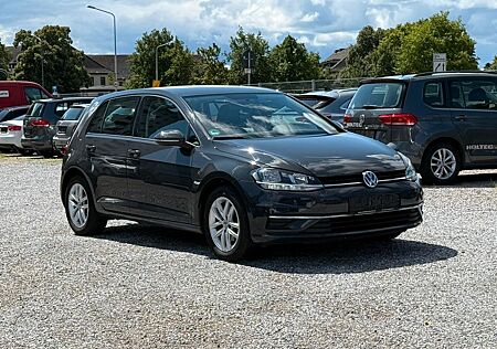 VW Golf Volkswagen VII Lim. Comfortline KLIMA+TMP+SHZ+AHK+MLF