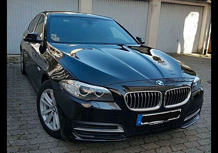 BMW 520d xDrive A -