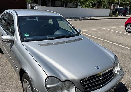 Mercedes-Benz C 200 CDI CLASSIC *AUTOMATIK*