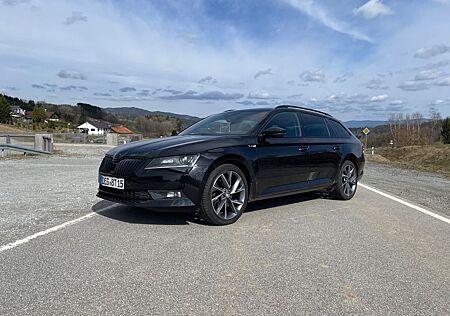 Skoda Superb 4x4 SportLine - Sthzg, AHK, 4xSHZ, Pano