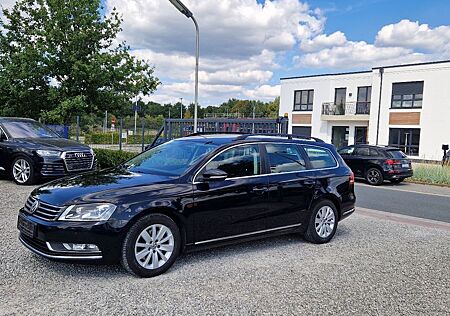 VW Passat Variant Volkswagen 2.0 TDI DSG Comfortline XENON NAV