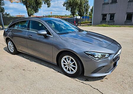 Mercedes-Benz CLA 180 Shooting Brake