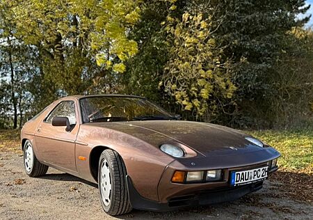 Porsche 928 928S 4.7l V8