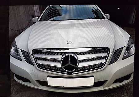 Mercedes-Benz E 220 CDI T BlueEFFICIENCY -