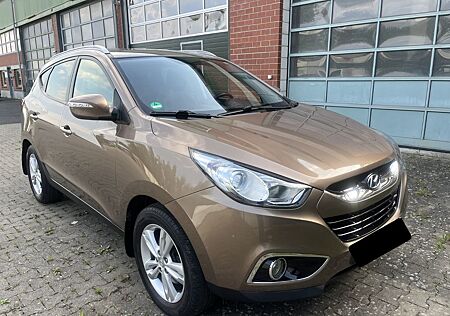 Hyundai ix35 1.6 Style/ALLRADANTRIEB/AHK/TEIL LEDER