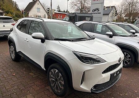Toyota Yaris CROSS HYBRID TEAMPLAYER,SITZHEIZUNG