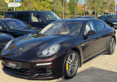 Porsche Panamera 4 S PDK Sport Chrono|Keramik|Exclusive