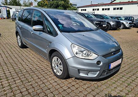 Ford S-Max Titanium 7 Sitze