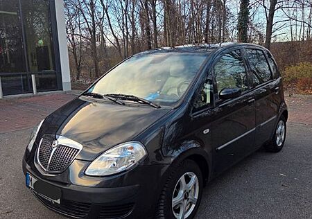 Lancia Musa 1.4 / Automatik / Top-Ausstattung