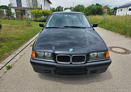 BMW 316i Compact -
