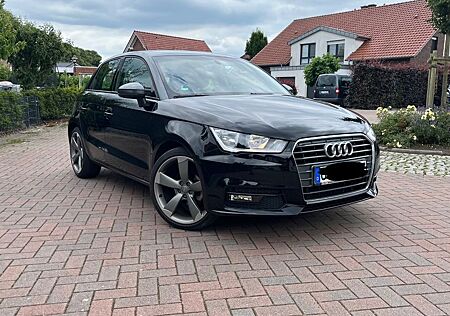 Audi A1 1.0 TFSI ultra S tronic Sportback -