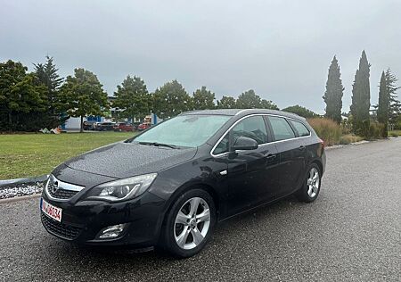 Opel Astra J Sports Tourer Sport