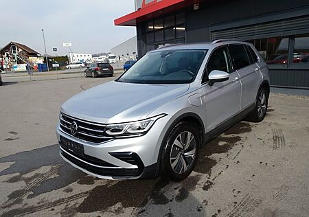 VW Tiguan Volkswagen eHybrid *MATRIX*AHV*VIRTUAL*EXP. 17290*