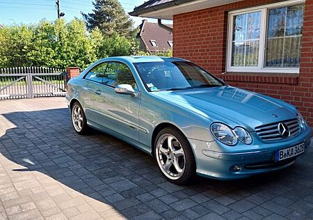 Mercedes-Benz 240 CLK