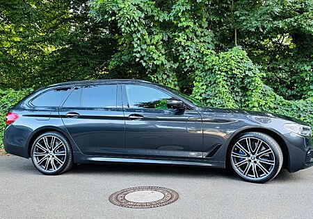 BMW 540i xDrive Touring M-Sportpaket Standheizung
