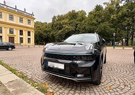 Lynk&Co 01