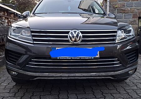 VW Touareg Volkswagen 3.0 V6 TDI AHK 3,5 t