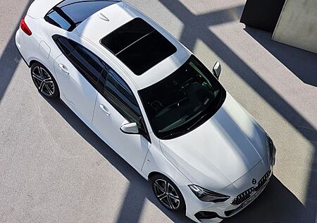 BMW 220i Gran Coupé AHK/HK/HUD/M-Line XDrive PANO