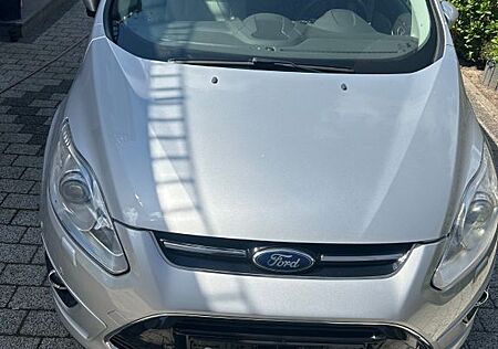 Ford C-Max 2,0TDCi 103kW PowerShift Titanium Titanium