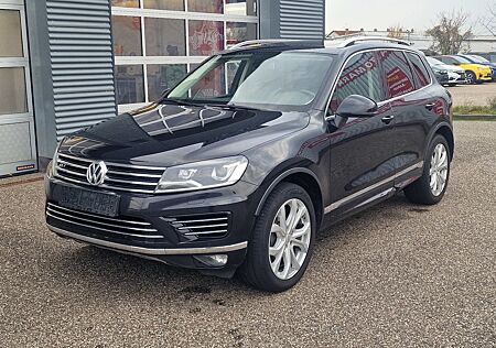 VW Touareg Volkswagen V6 TDI R-Line NAVI Luftfederung AHK