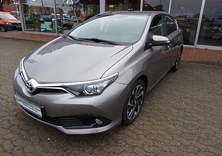Toyota Auris Design Edition 1,2-l-Turbo S/S