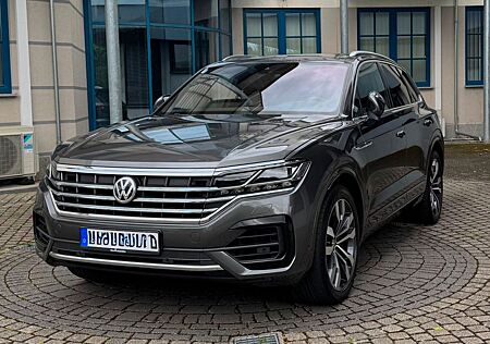 VW Touareg Volkswagen 3.0 V6 TDI 210kW 4MOTION Tiptronic -