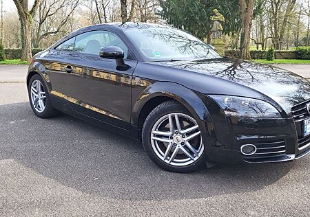 Audi TT Coupe 2.0 TDI quattro -
