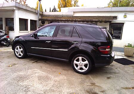 Mercedes-Benz ML 320 CDI 4MATIC SCHPORT PAKET VOLLL TUF 10 27