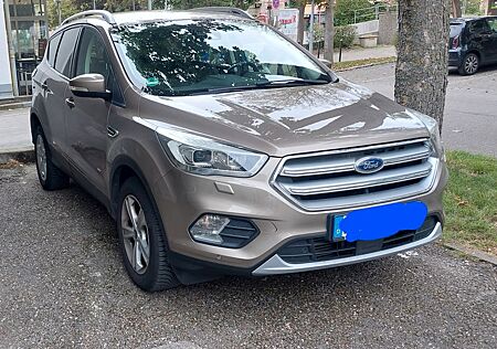 Ford Kuga 2,0 TDCi 4x4 132kW Titanium Titanium