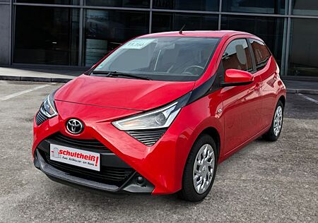 Toyota Aygo (X) -play