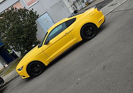 Ford Mustang 2.3 EcoBoost -