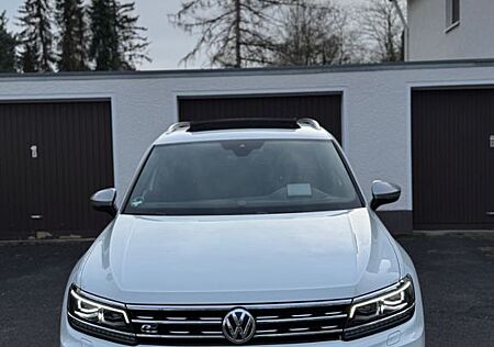 VW Tiguan Allspace Volkswagen 4MOTION | Panorama | Dynaudio | ACC | Kamera 360