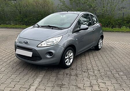 Ford Ka /+ 1,2 l Champions League Edition Grau
