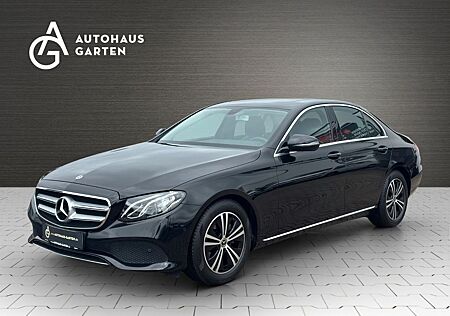 Mercedes-Benz E 250 Avantgarde Kamera Schiebedach LED Leder
