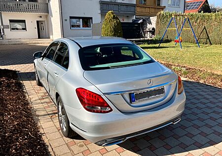 Mercedes-Benz C 180 AVANTGARD