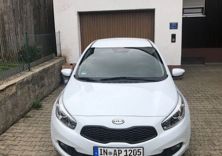 Kia Cee'd / Ceed 1.4 CVVT Edition 7 Edition 7