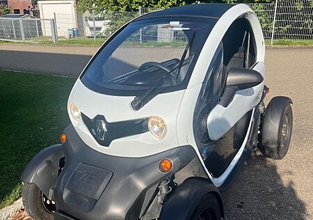 Renault Twizy 45 Life mit Türen und Fenster