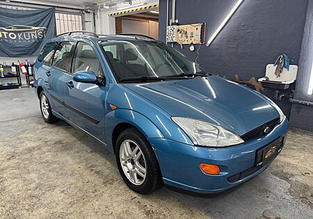 Ford Focus 1.6 Futura TÜV*NEU*Klima AHK Ganzjahresrei
