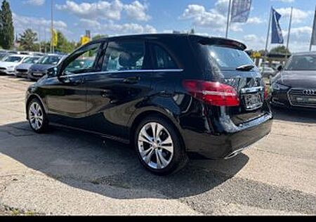 Mercedes-Benz B 180 d -